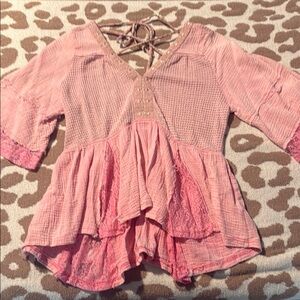 POL Pink Flowy Blouse with V-Neck and Ruffled Hem